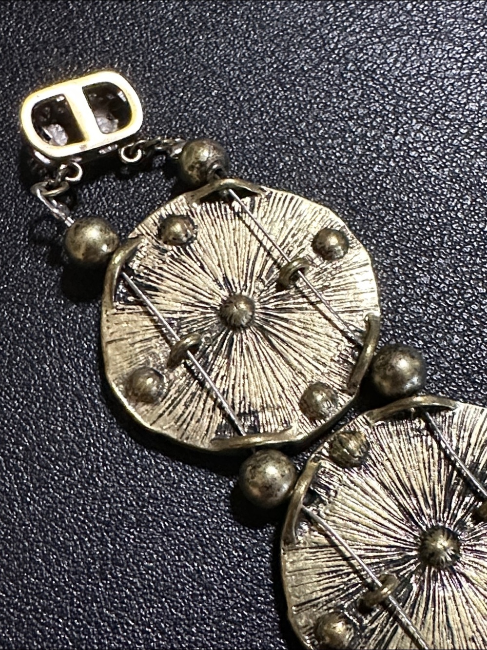 Bronze Tone Medallion Style Multicolored Bead Inlay Bracelet - Picture 11 of 16